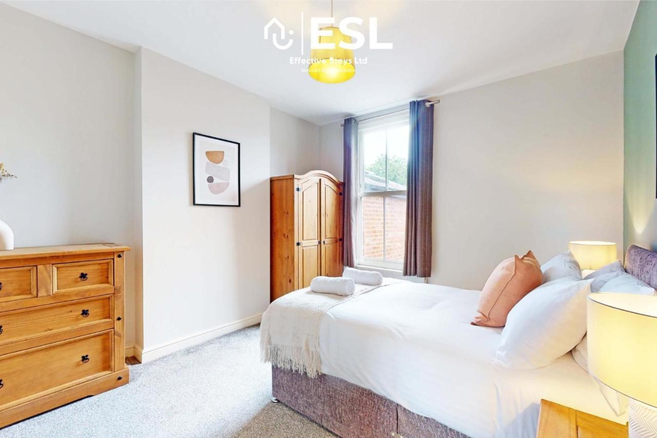 5 Bedroom House - Ideal For Groups & Contractors 슈루즈버리 외부 사진